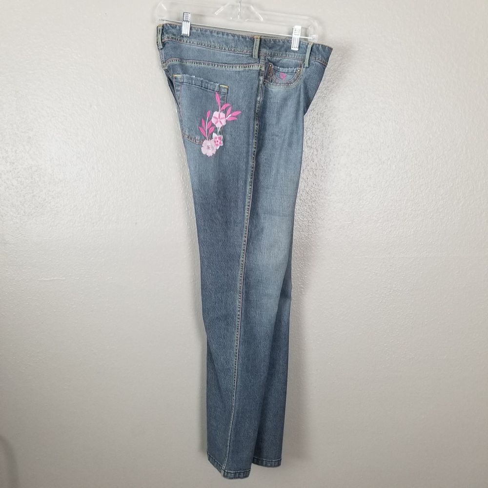 CJ Blue High Rise Embroidered Bootcut Jeans 8P
